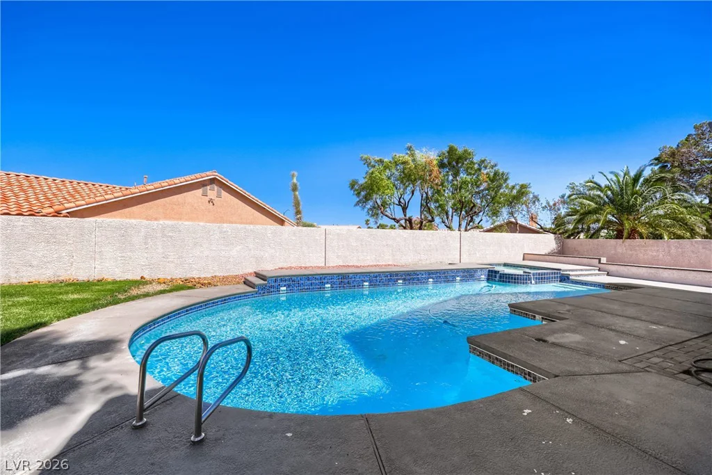 7900 Riviera Beach, Las Vegas, NV 89128