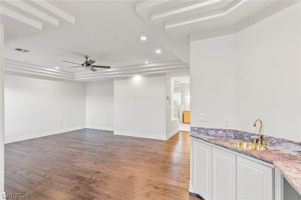 8901 Robinson Ridge, Las Vegas, NV 89117
