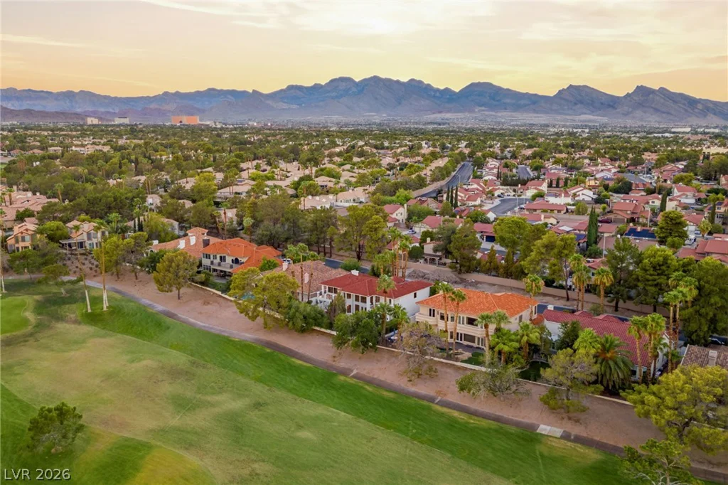 8901 Robinson Ridge, Las Vegas, NV 89117