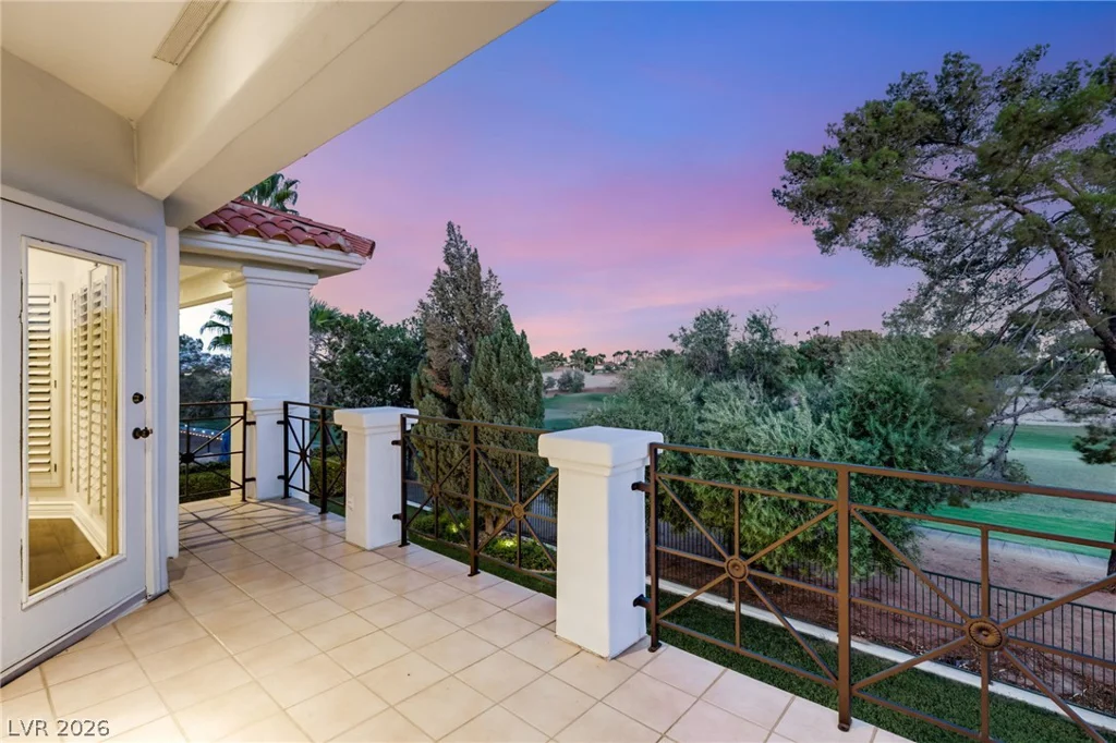 8901 Robinson Ridge, Las Vegas, NV 89117