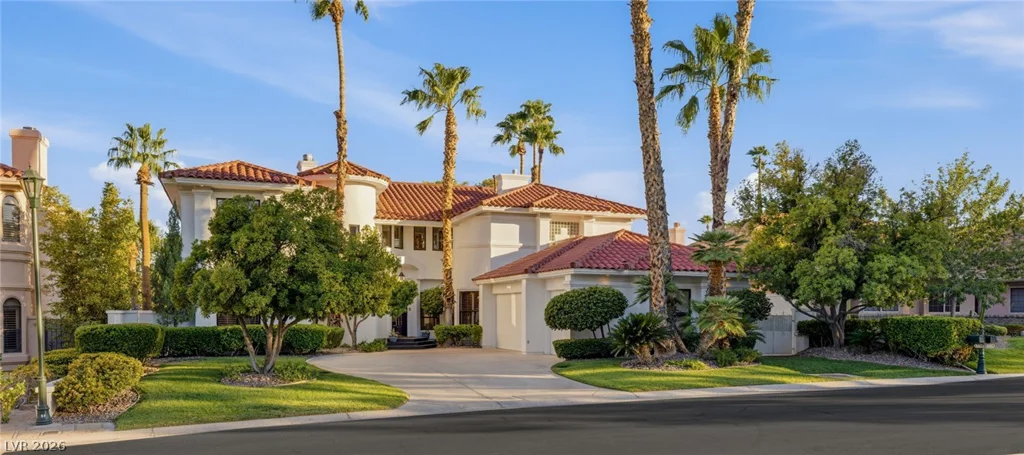 8901 Robinson Ridge, Las Vegas, NV 89117