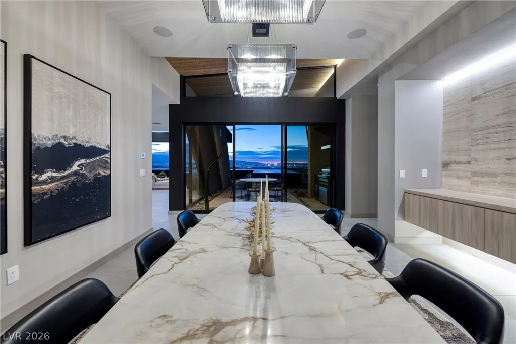 705 Dragon Peak, Henderson, NV 89012