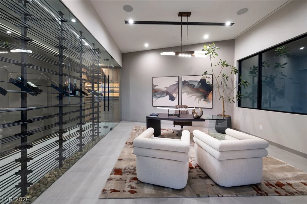 705 Dragon Peak, Henderson, NV 89012