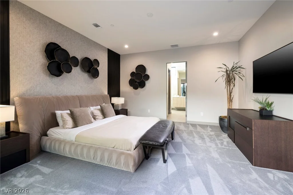 705 Dragon Peak, Henderson, NV 89012