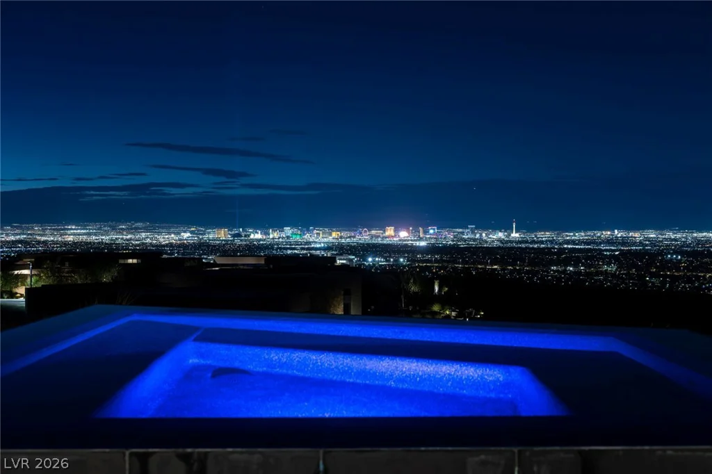 705 Dragon Peak, Henderson, NV 89012