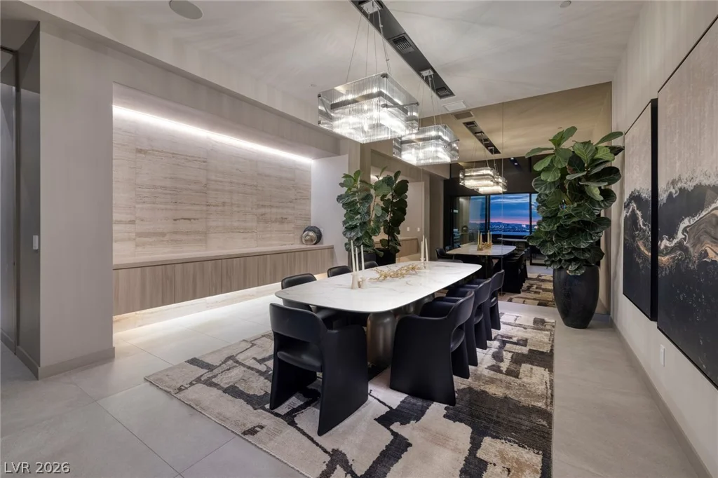 705 Dragon Peak, Henderson, NV 89012