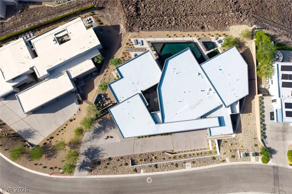 705 Dragon Peak, Henderson, NV 89012