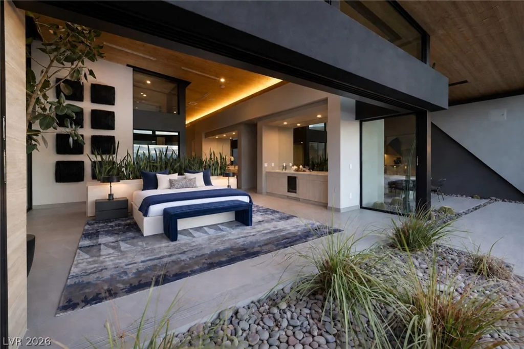 705 Dragon Peak, Henderson, NV 89012