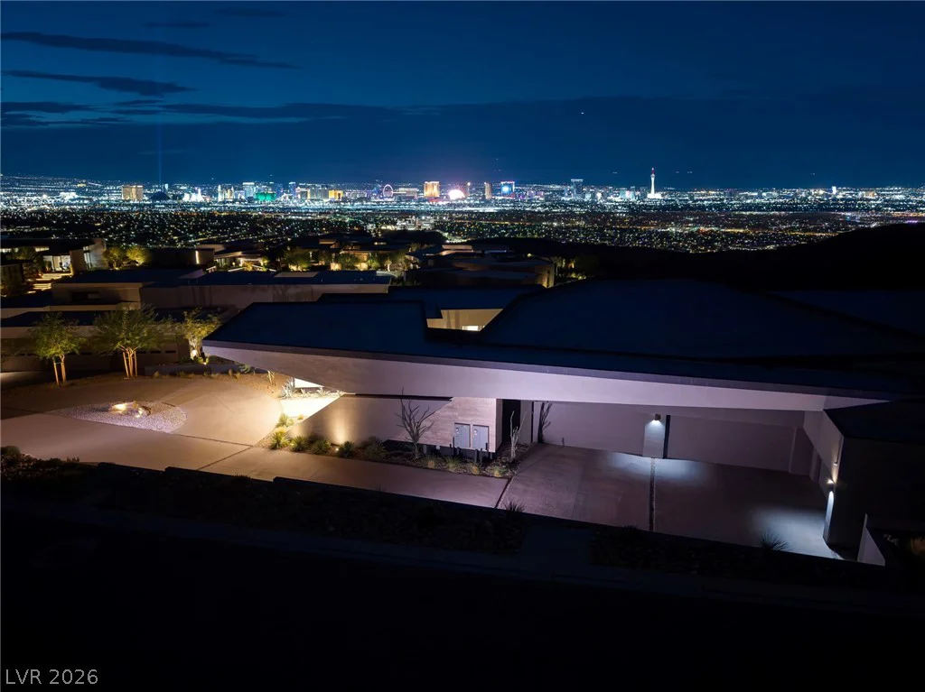 705 Dragon Peak, Henderson, NV 89012