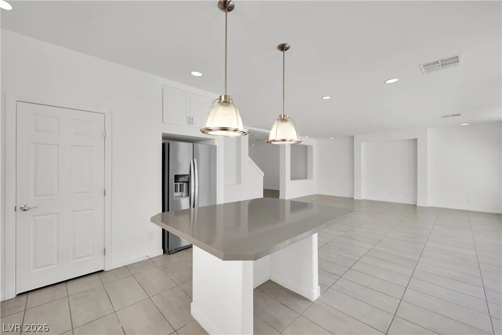 9747 Hawk Crest, Las Vegas, NV 89141