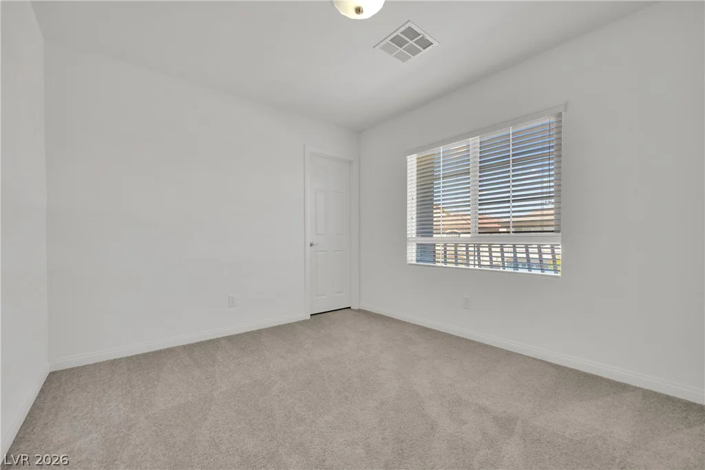 9747 Hawk Crest, Las Vegas, NV 89141