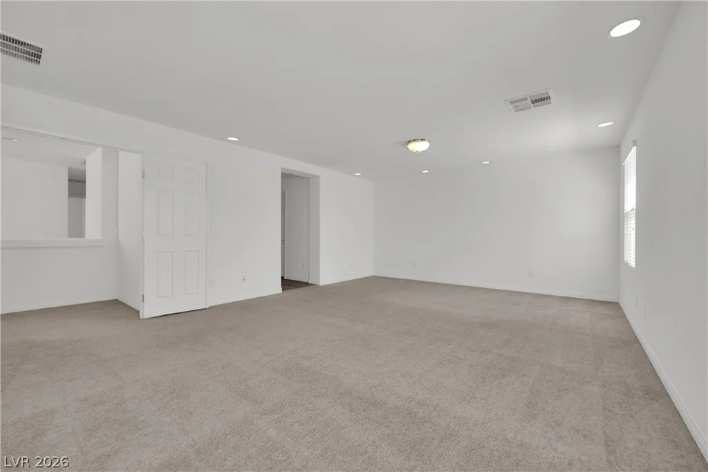 9747 Hawk Crest, Las Vegas, NV 89141