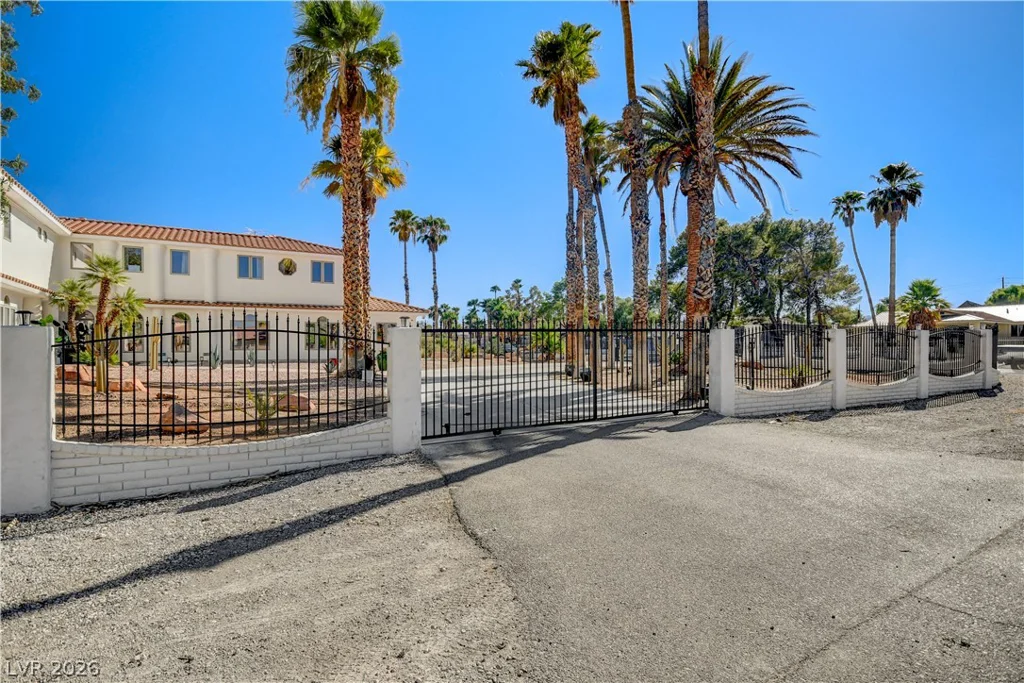 2920 El Camino, Las Vegas, NV 89146