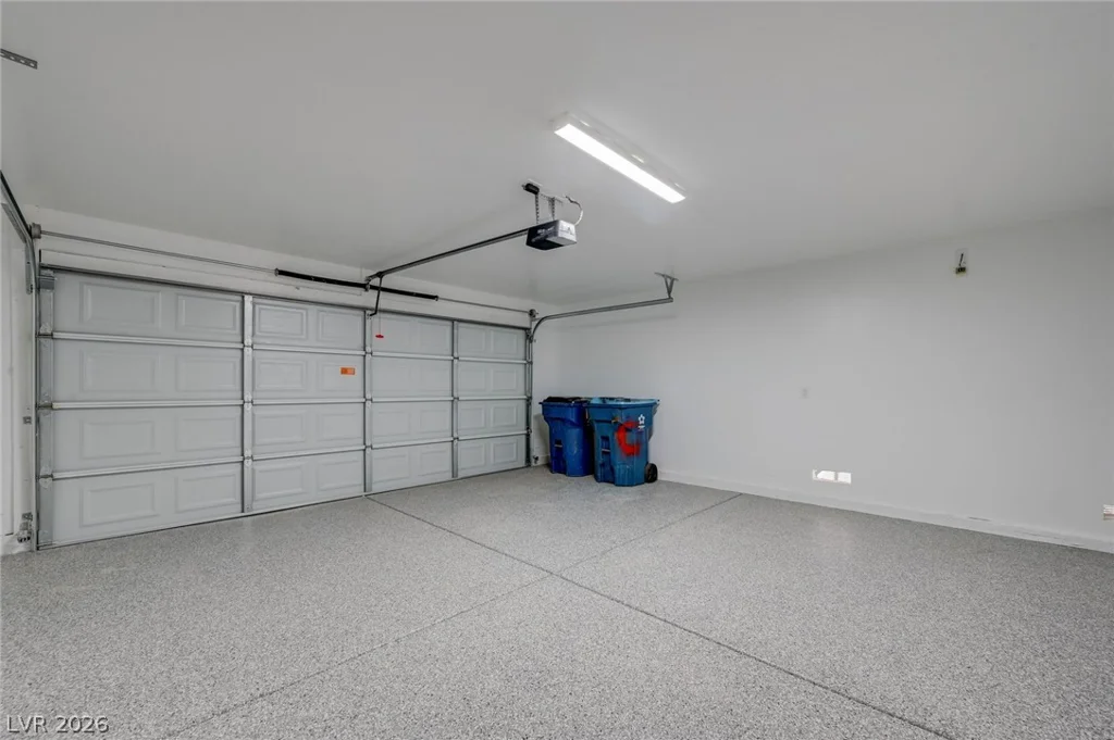 7313 Silver Ridge, Las Vegas, NV 89128