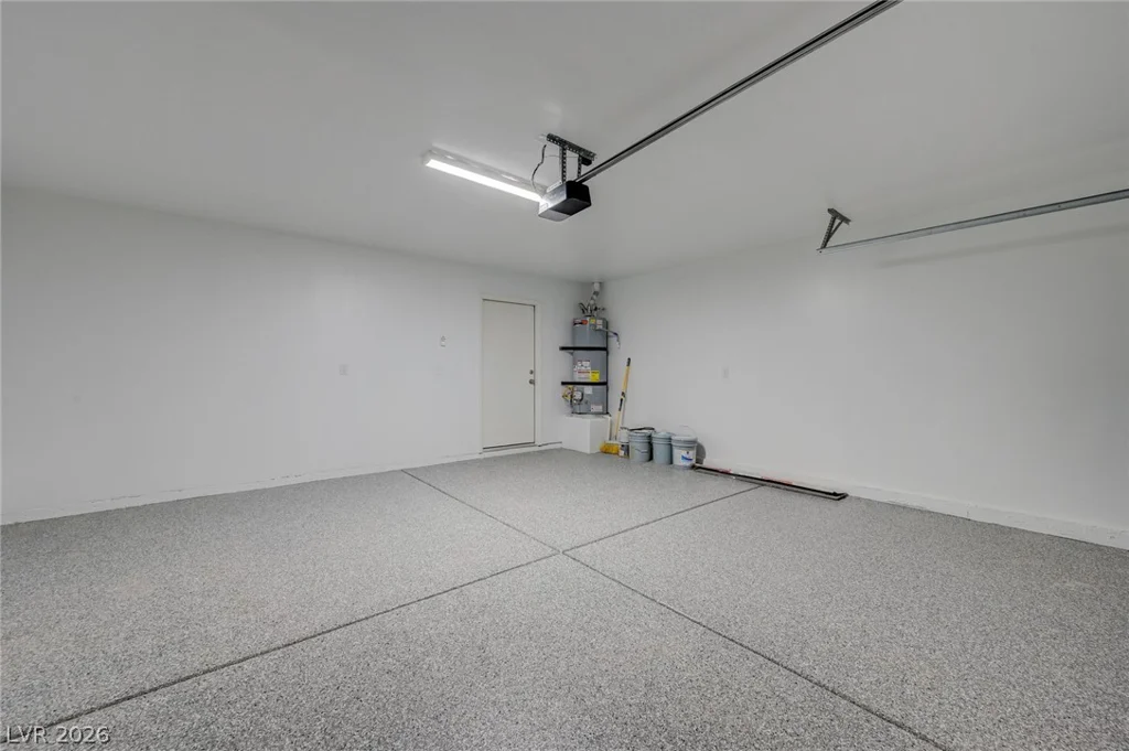 7313 Silver Ridge, Las Vegas, NV 89128