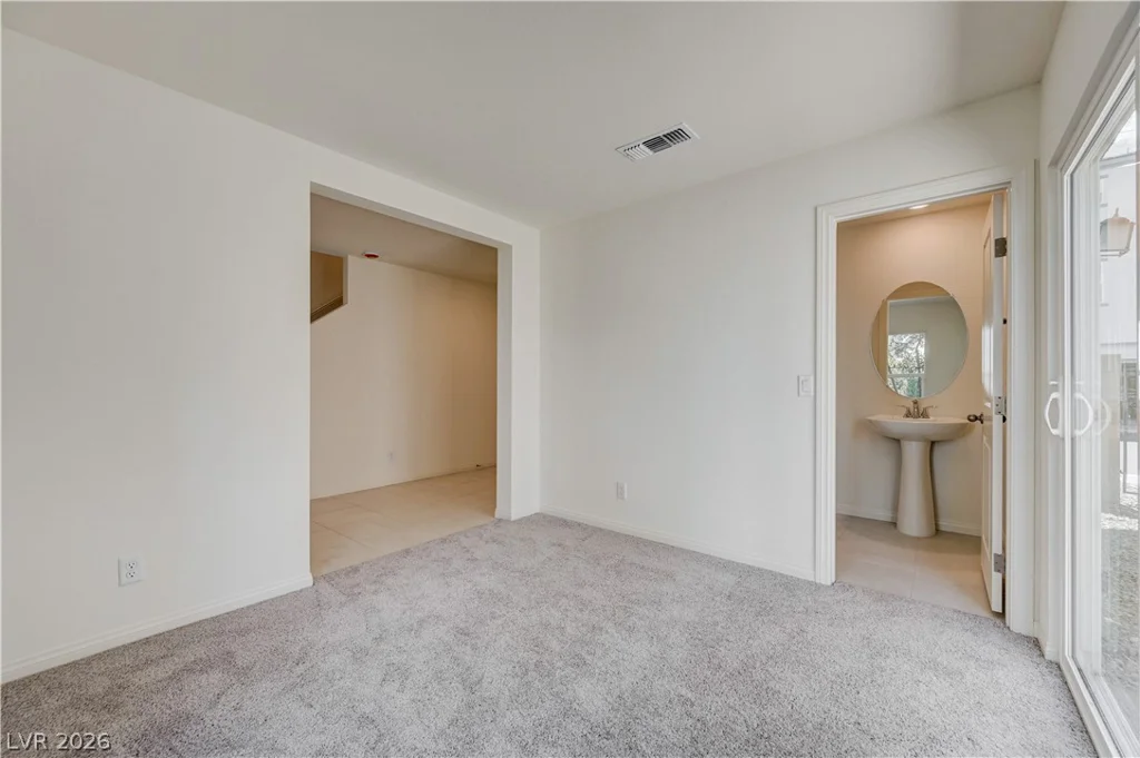 4740 Parkarbor, Las Vegas, NV 89141