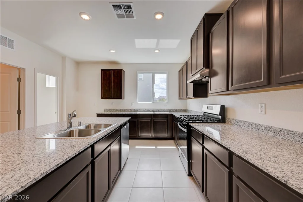 4740 Parkarbor, Las Vegas, NV 89141