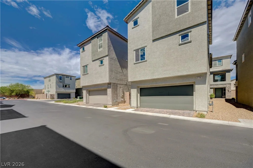 4740 Parkarbor, Las Vegas, NV 89141