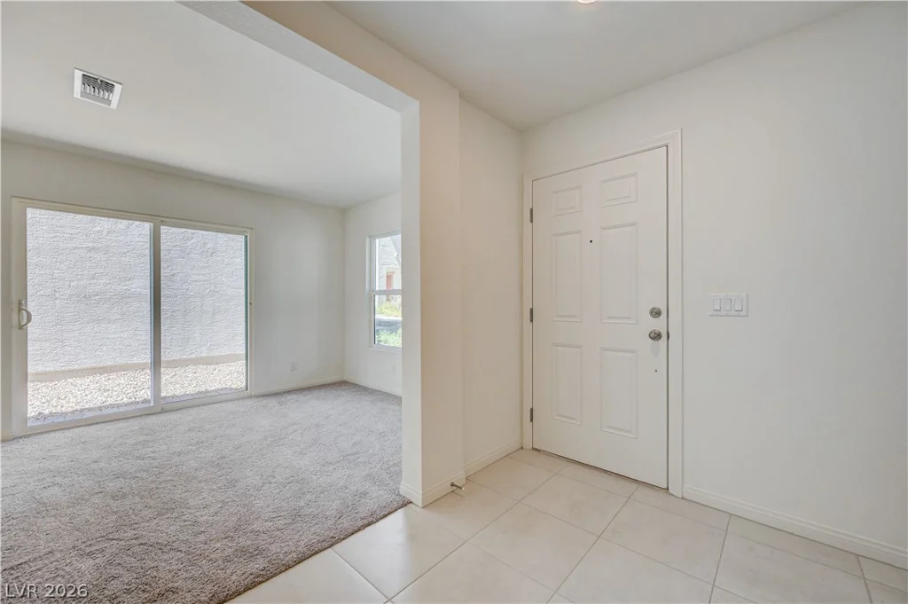 4740 Parkarbor, Las Vegas, NV 89141