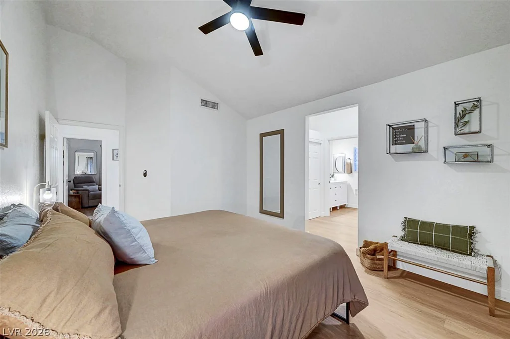 58 Pleasant Dale, Henderson, NV 89074