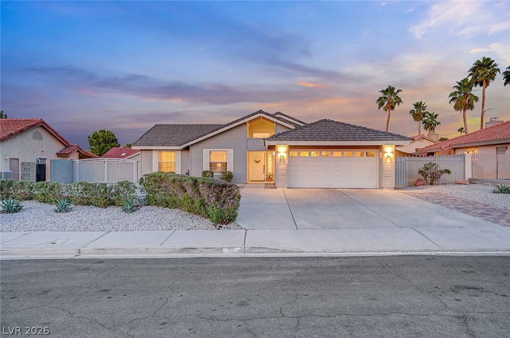 58 Pleasant Dale, Henderson, NV 89074