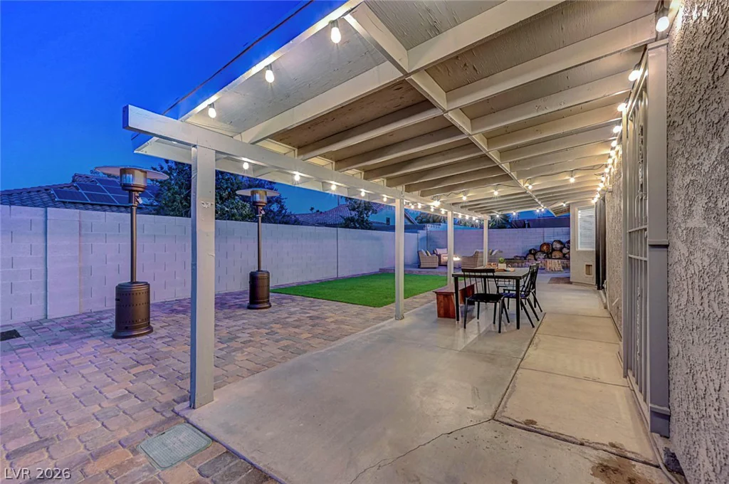 58 Pleasant Dale, Henderson, NV 89074