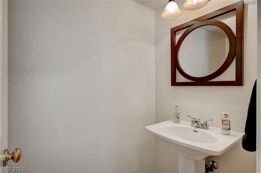 2329 Homeland, Las Vegas, NV 89128