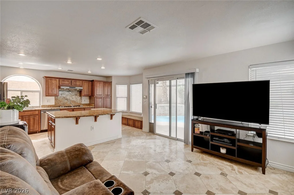 2329 Homeland, Las Vegas, NV 89128