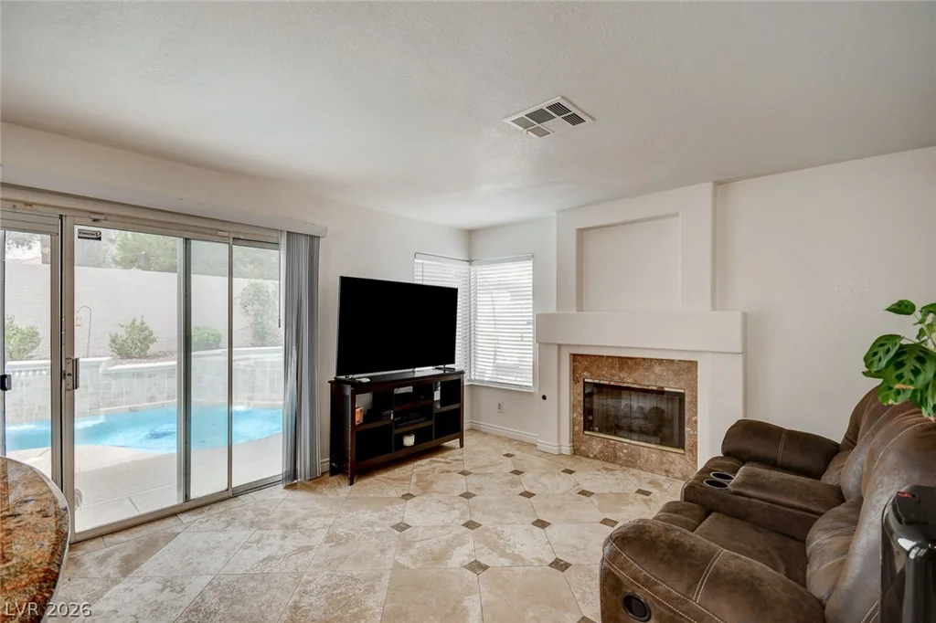 2329 Homeland, Las Vegas, NV 89128