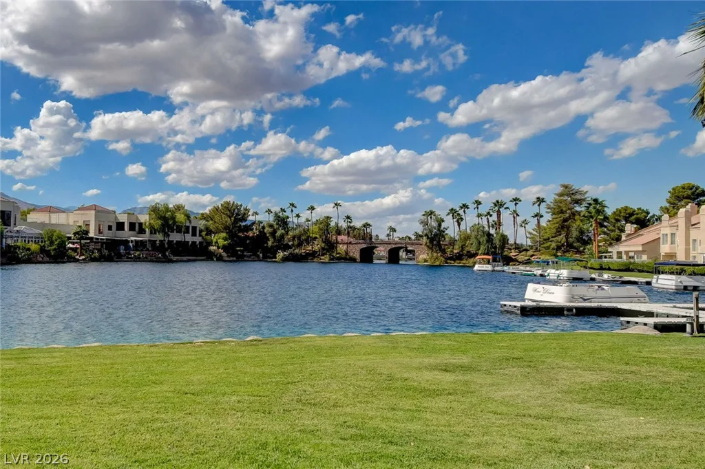 2329 Homeland, Las Vegas, NV 89128