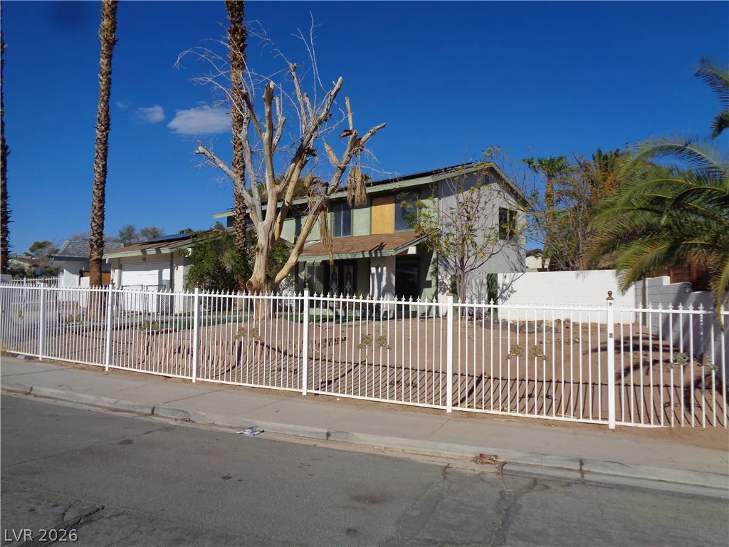 2910 boise, Las Vegas, NV 89121