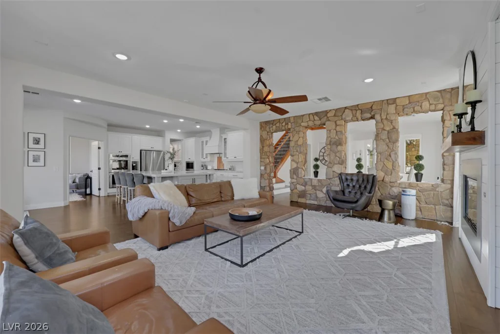 915 Via Canale, Henderson, NV 89011