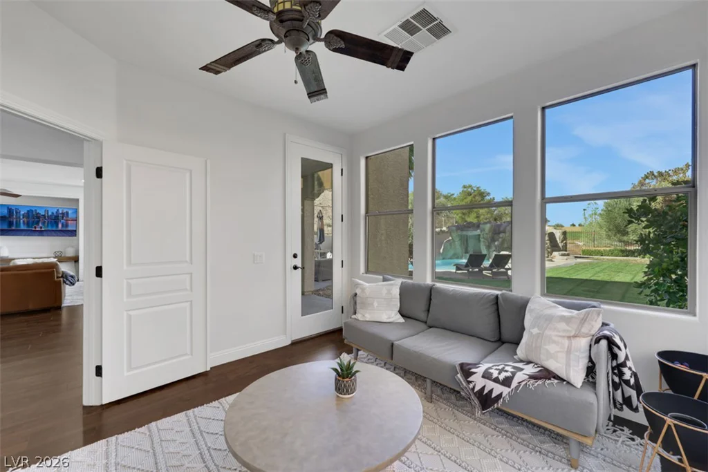 915 Via Canale, Henderson, NV 89011