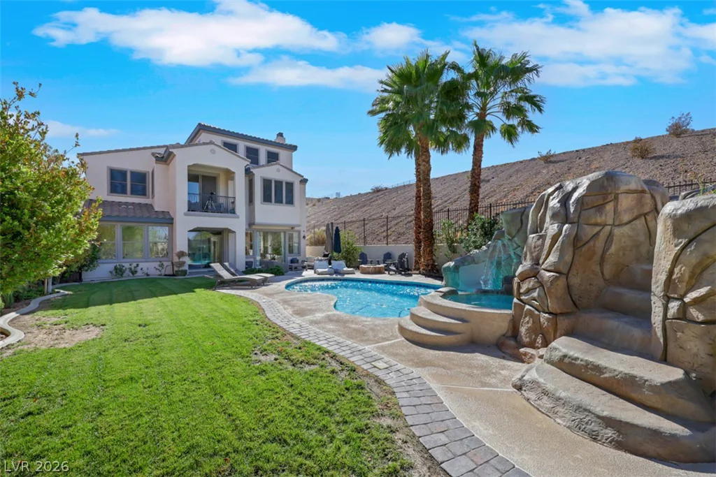 915 Via Canale, Henderson, NV 89011