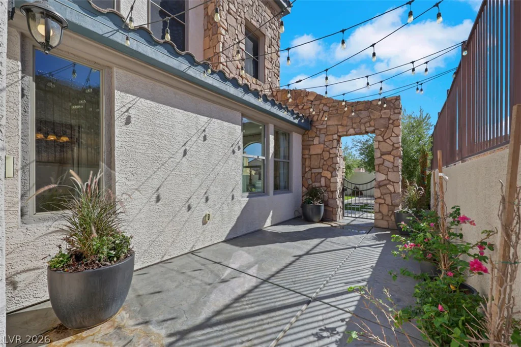 915 Via Canale, Henderson, NV 89011