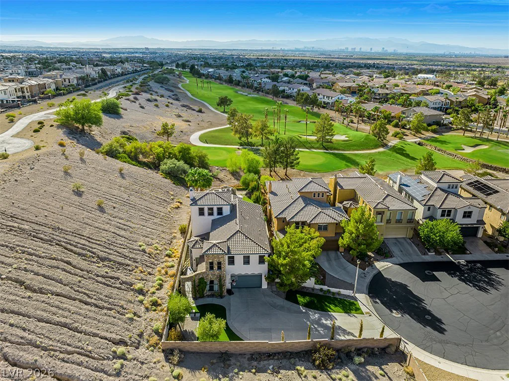 915 Via Canale, Henderson, NV 89011