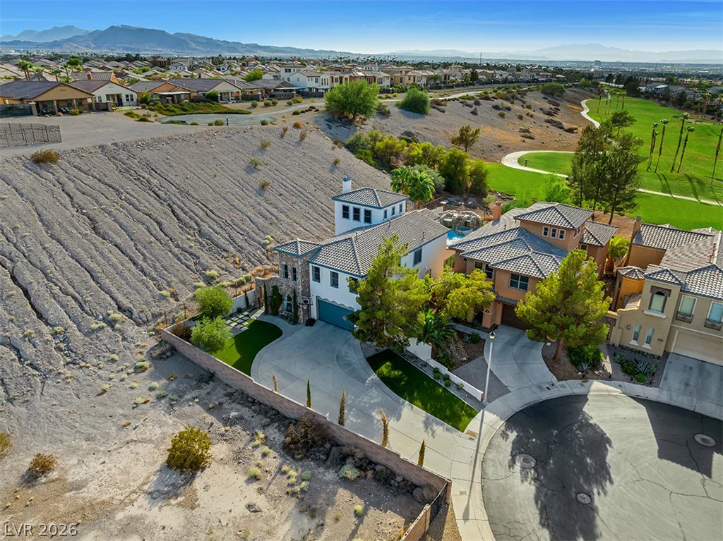 915 Via Canale, Henderson, NV 89011