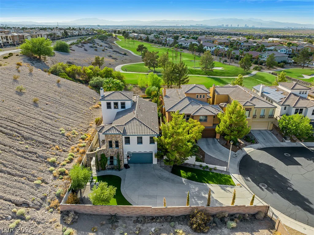 915 Via Canale, Henderson, NV 89011