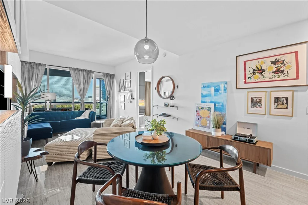 4525 Dean Martin, Las Vegas, NV 89103