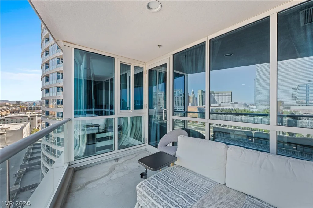 4525 Dean Martin, Las Vegas, NV 89103