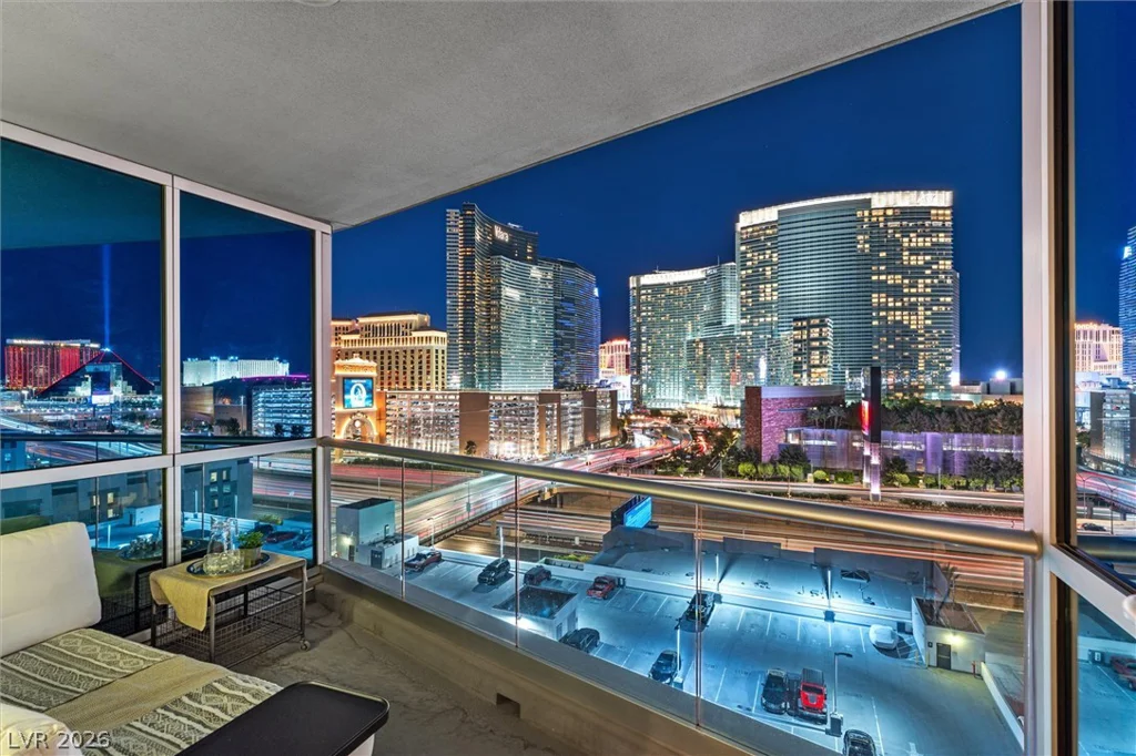 4525 Dean Martin, Las Vegas, NV 89103
