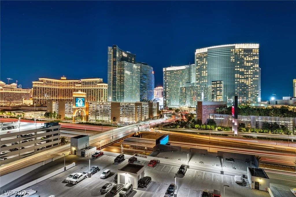 4525 Dean Martin, Las Vegas, NV 89103