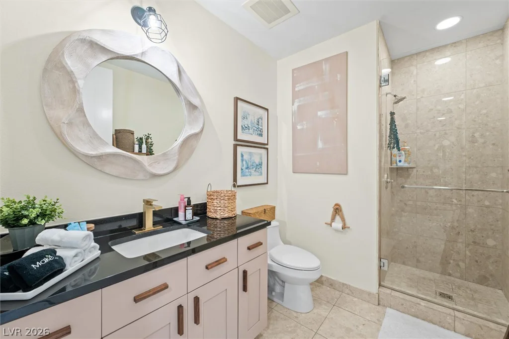 4525 Dean Martin, Las Vegas, NV 89103