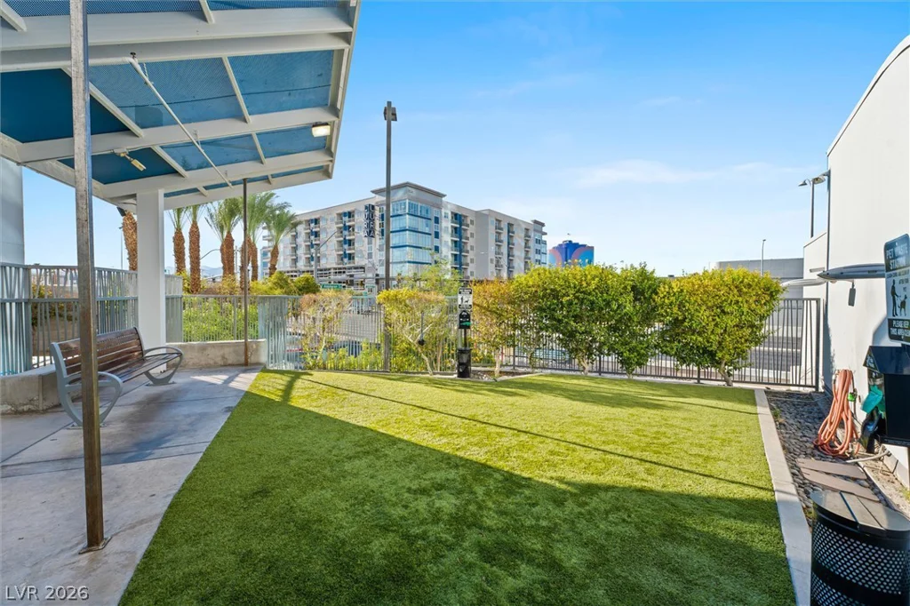 4525 Dean Martin, Las Vegas, NV 89103