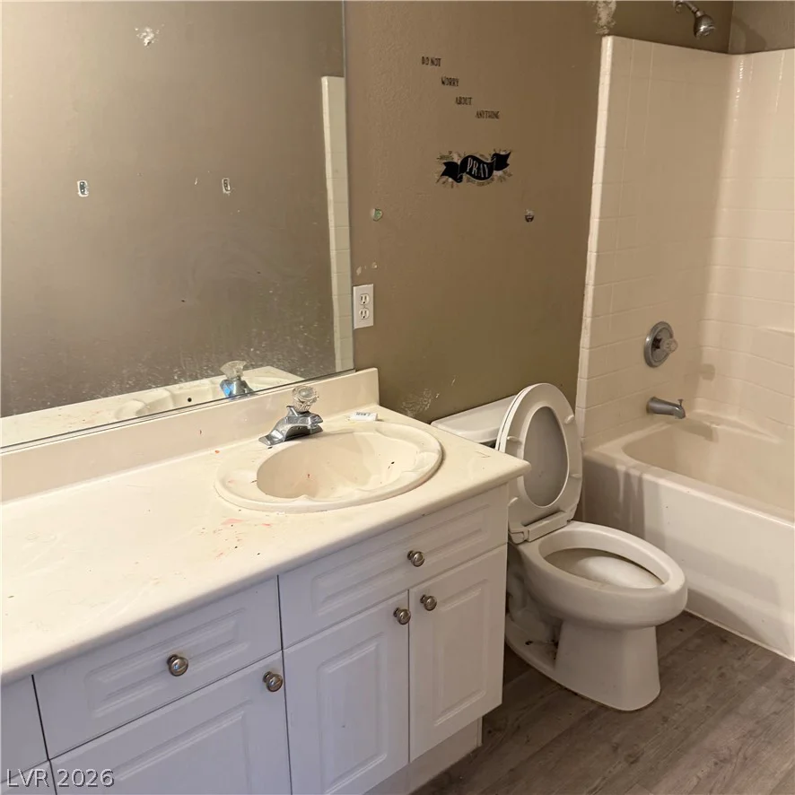 6080 Fly Fisher, Las Vegas, NV 89113