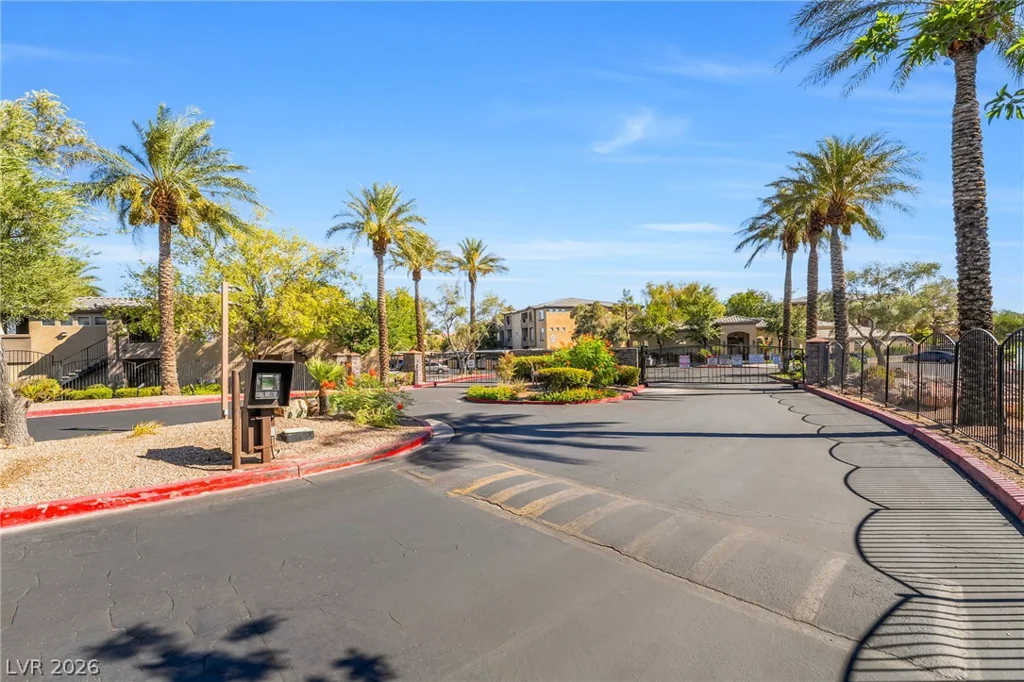 4400 Jones, Las Vegas, NV 89103