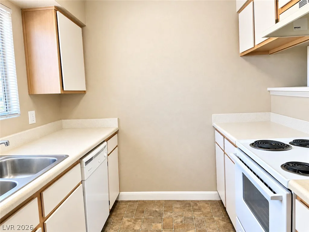 2750 Durango, Las Vegas, NV 89117