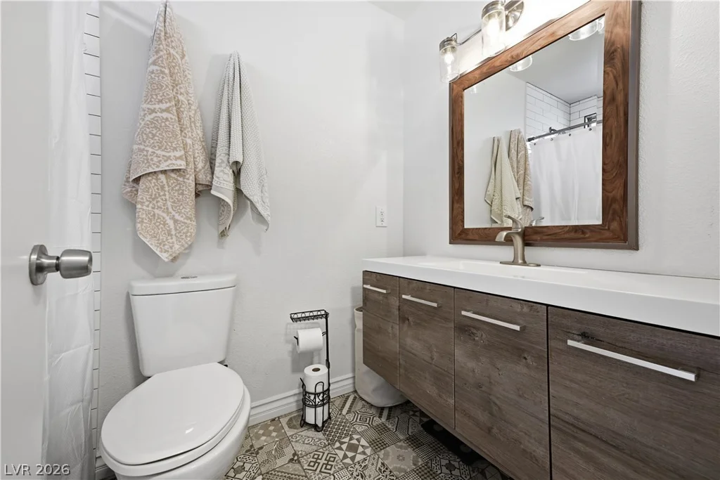 6436 Beechcrest, Las Vegas, NV 89108
