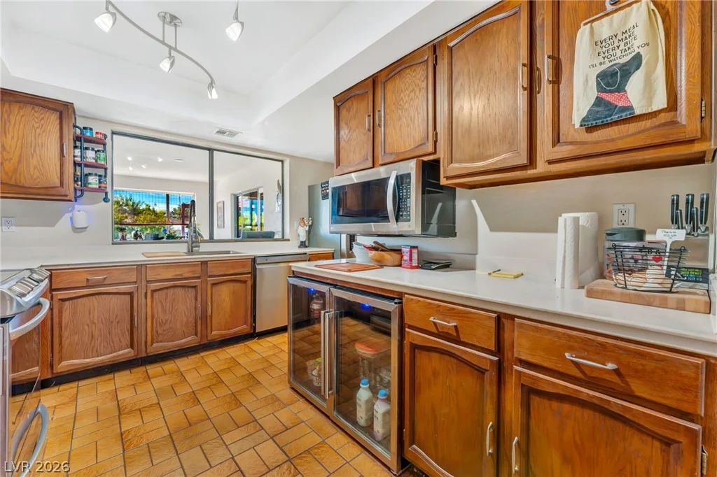 9015 Hammer, Las Vegas, NV 89149