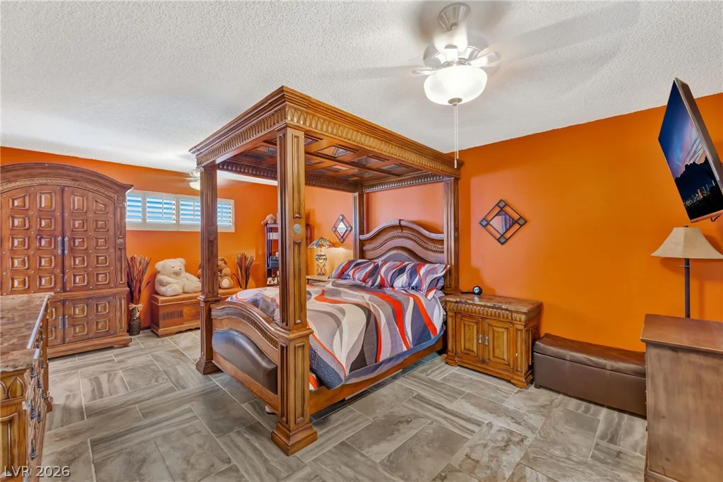 9015 Hammer, Las Vegas, NV 89149